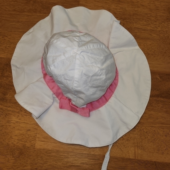 Swim suit, cover and hat set Size 18-24 Months - Picture 7 of 9